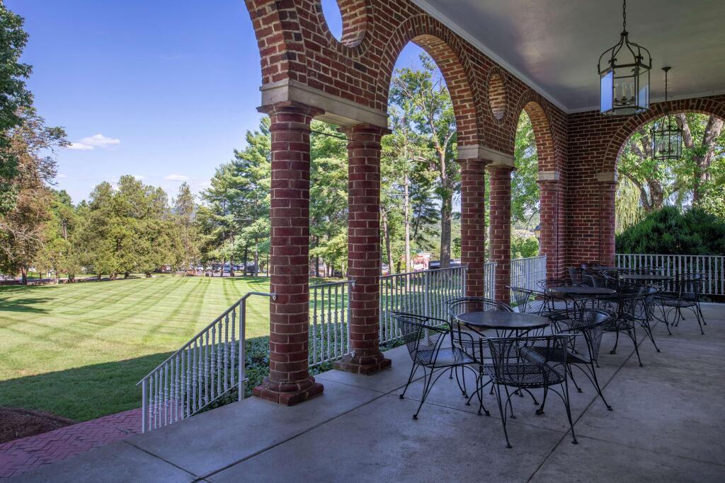 hotel image 38