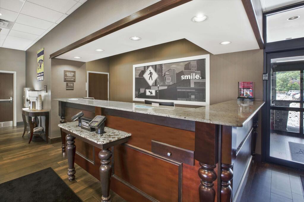 hotel image 16