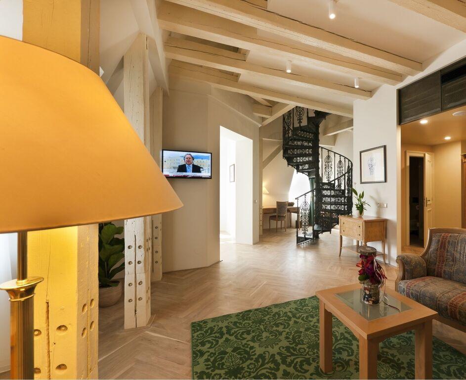 hotel image 16