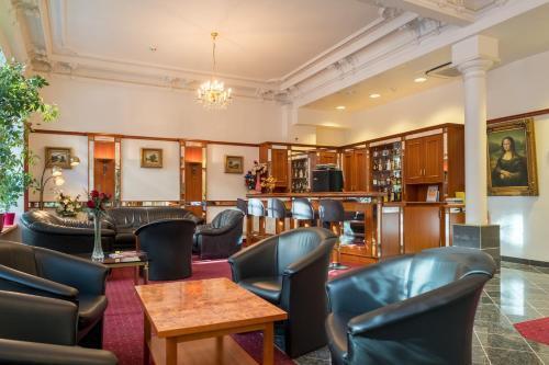 hotel image 10