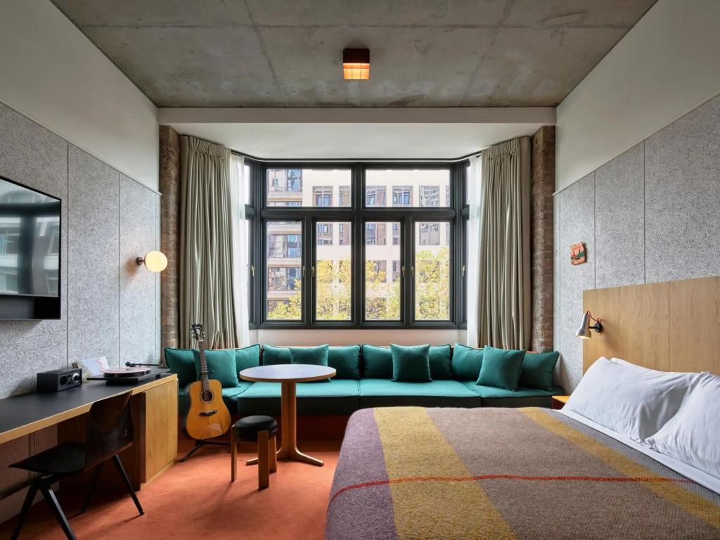 hotel image 10
