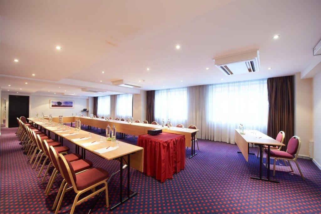 hotel image 13