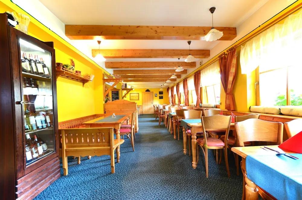 hotel image 16