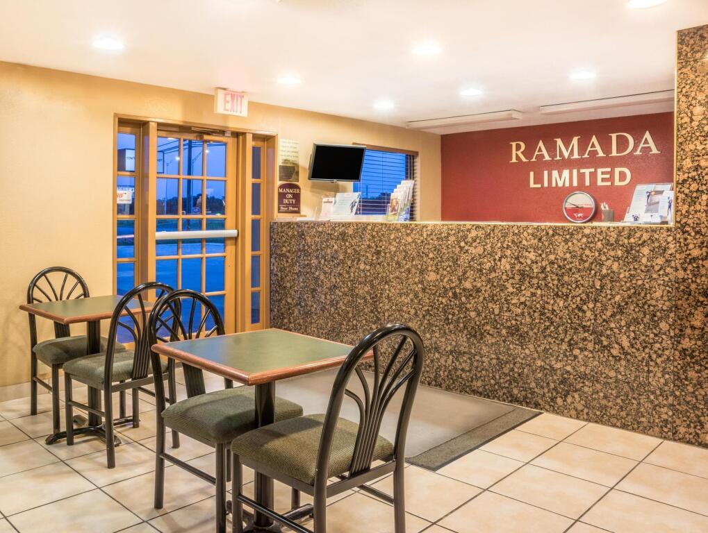 hotel image 8