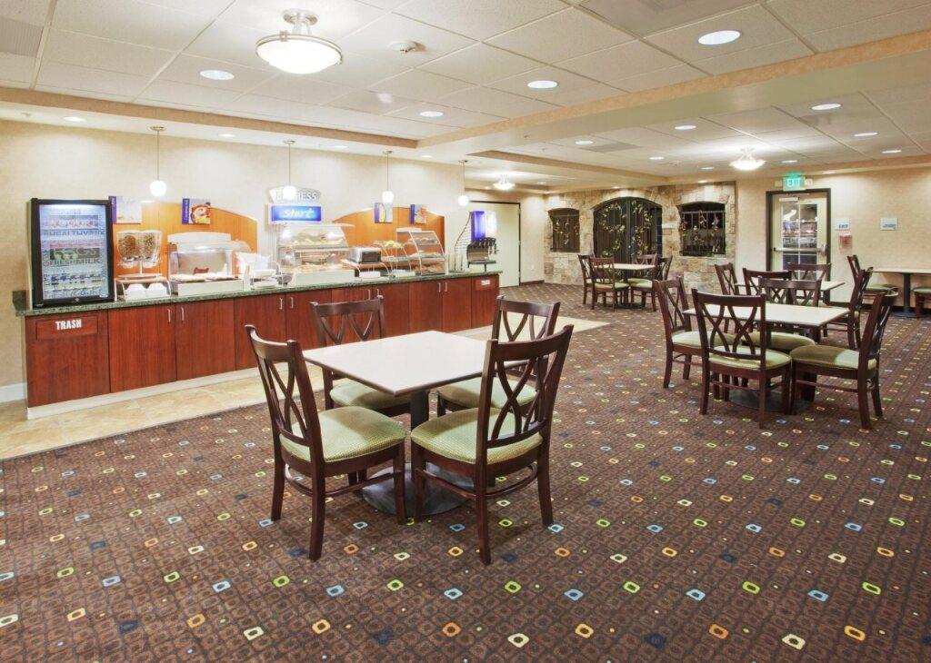 hotel image 16