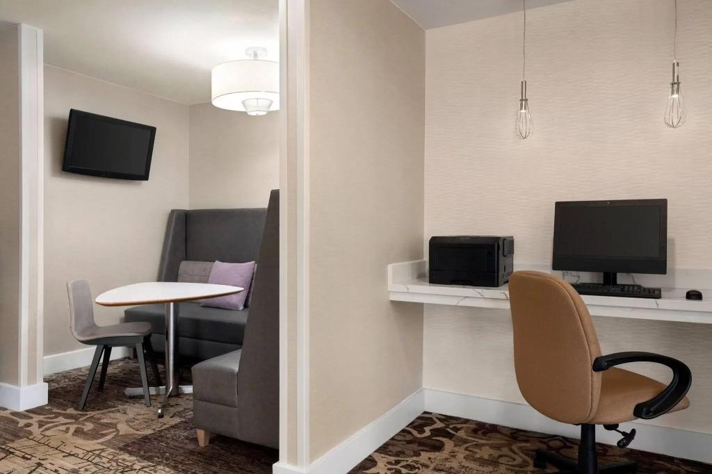 hotel image 13