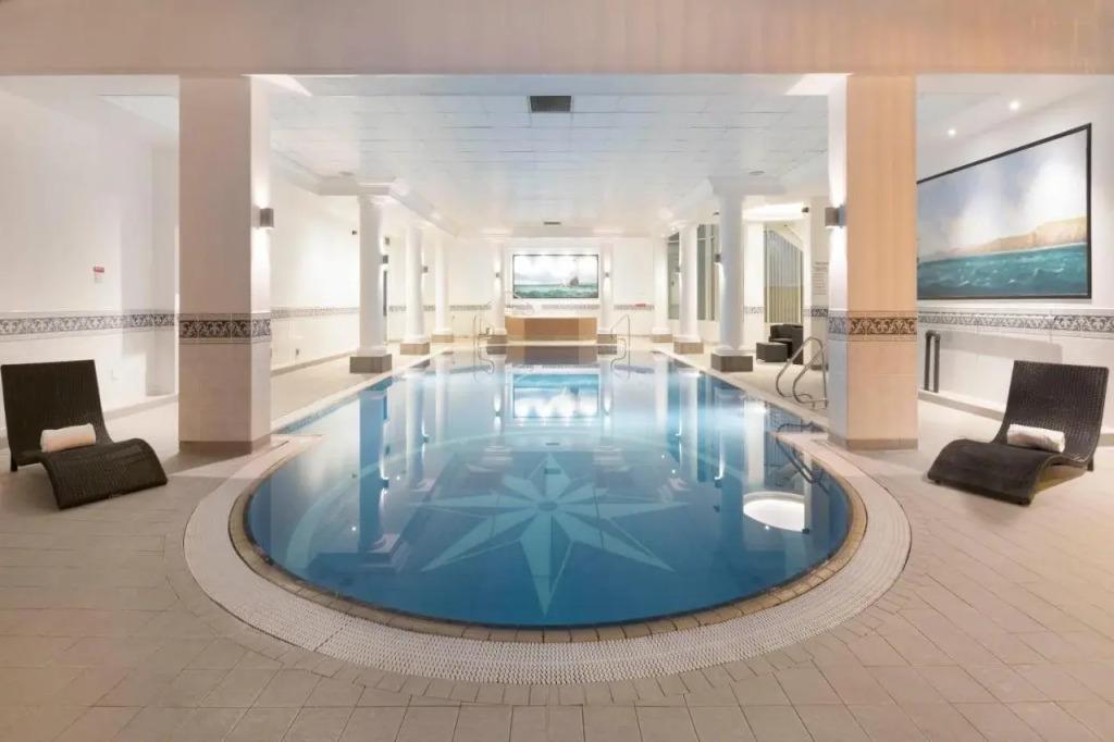 hotel image 16