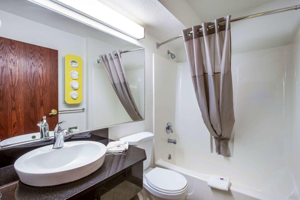 hotel image 16