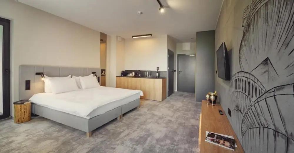 hotel image 18