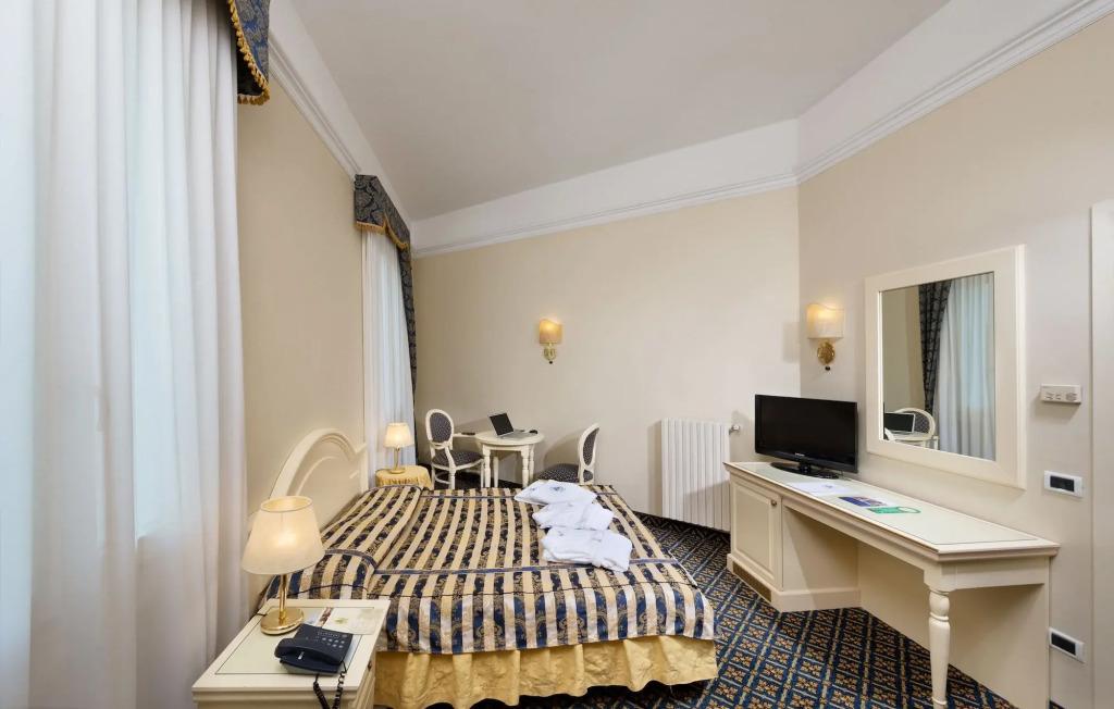 hotel image 18