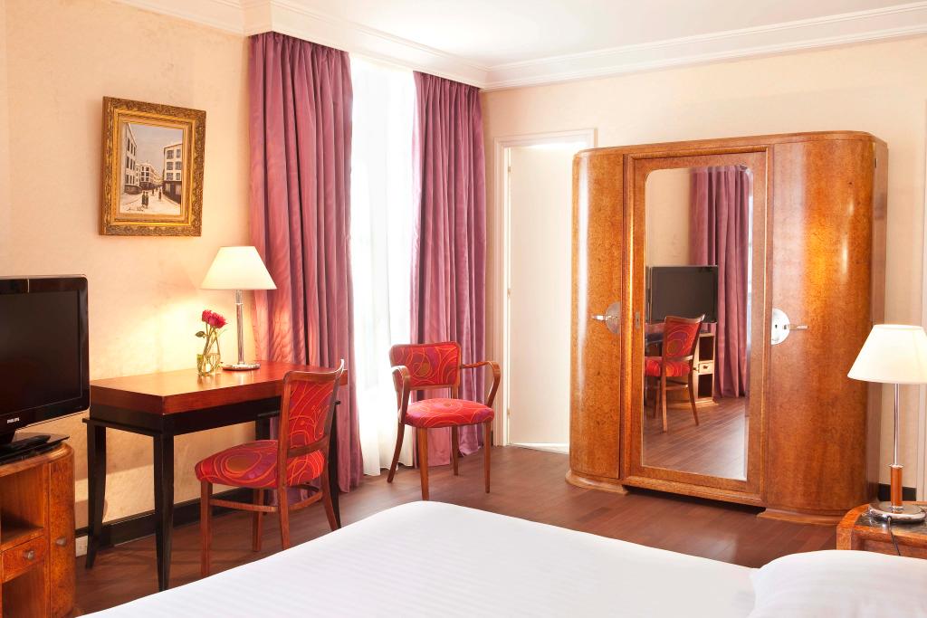 hotel image 12