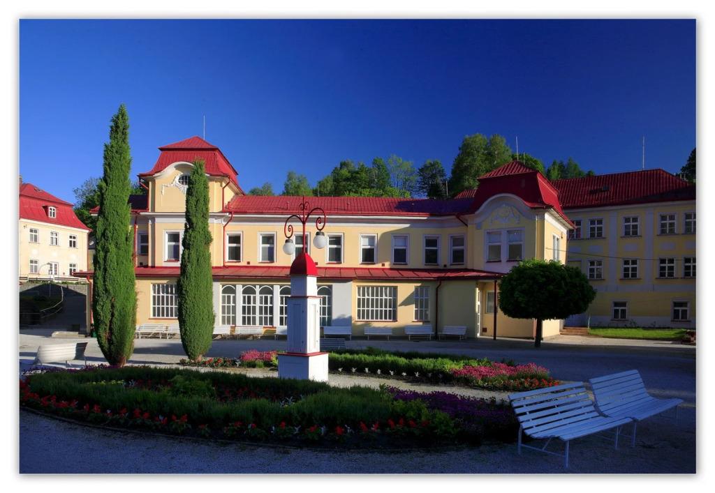 hotel image 8