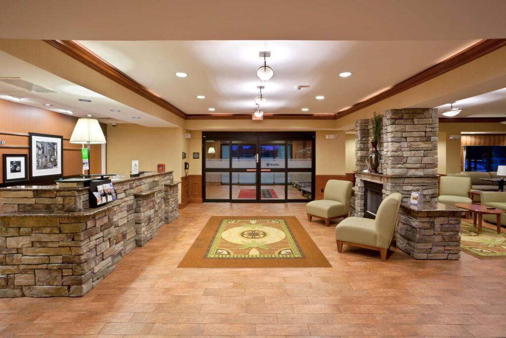 hotel image 16
