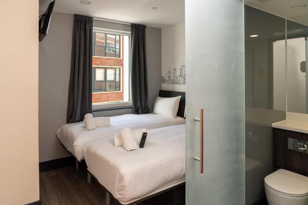 hotel image 16