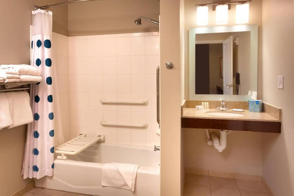 hotel image 16