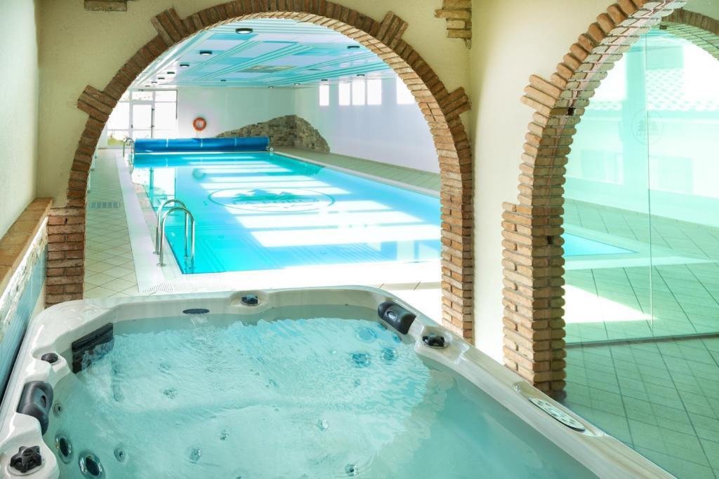 hotel image 8