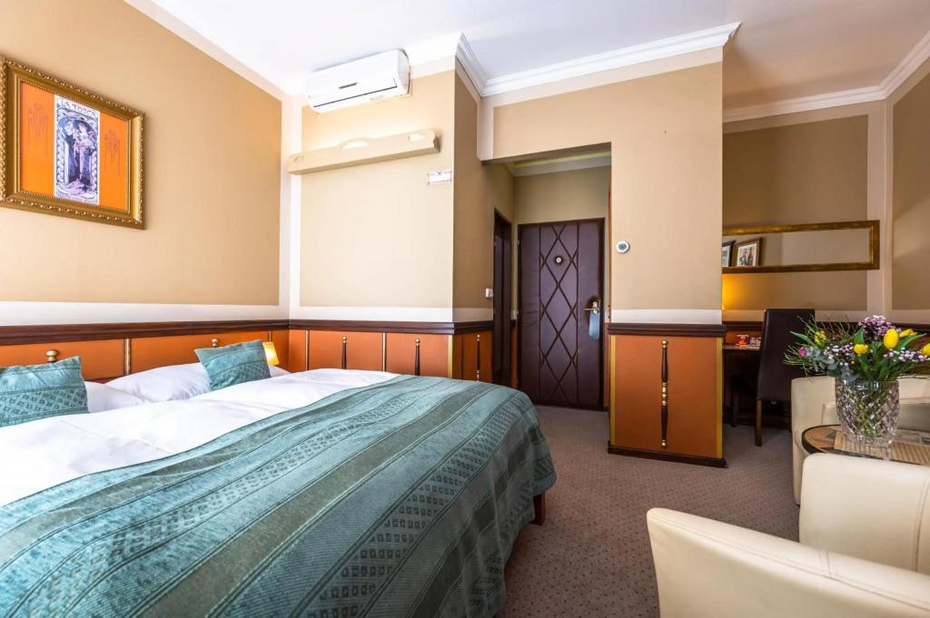 hotel image 48