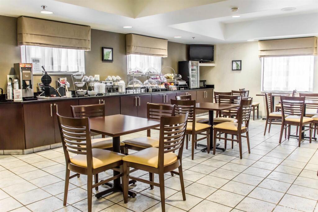 hotel image 10