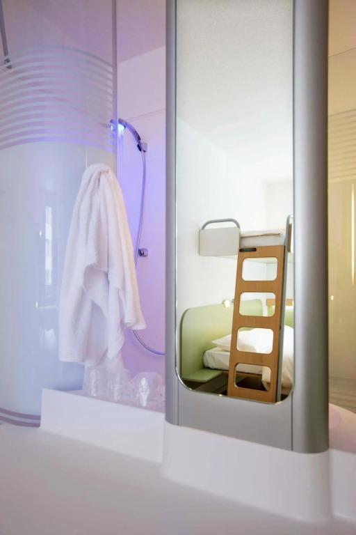 hotel image 12