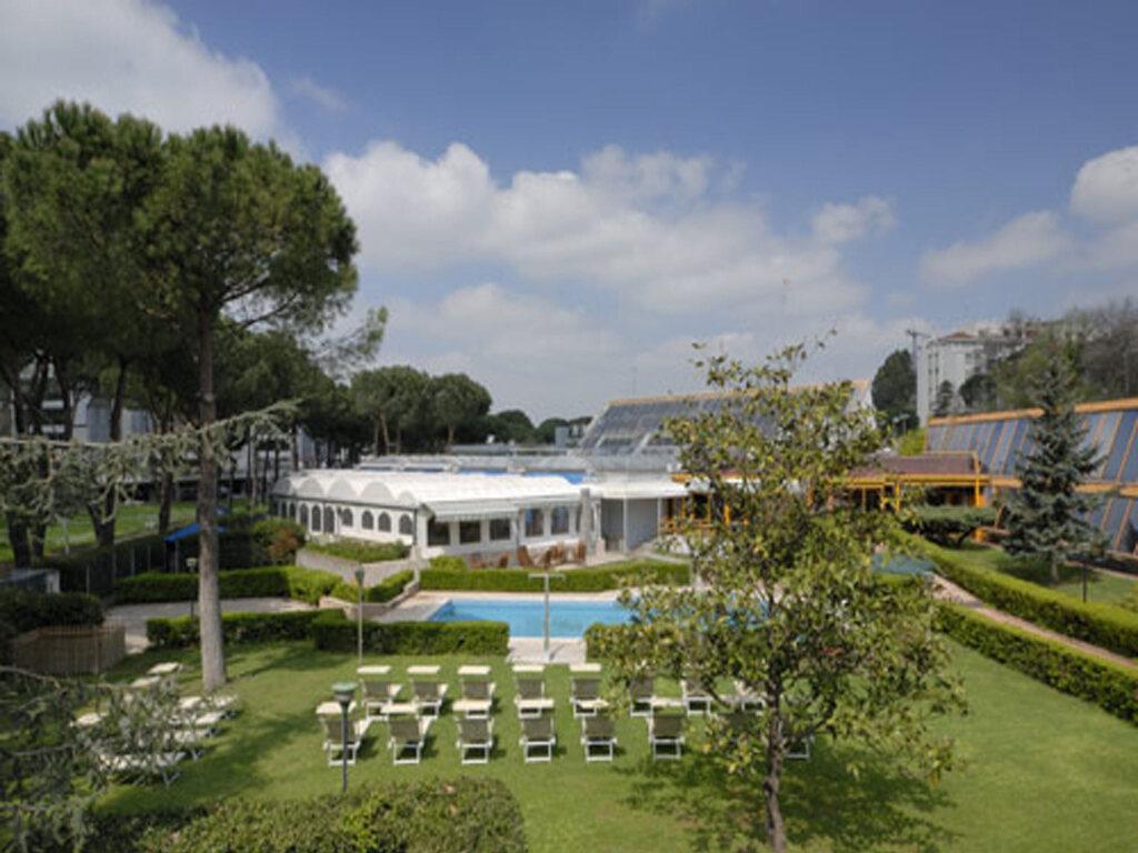 hotel image 16