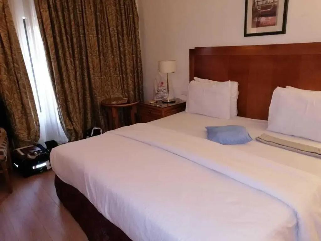hotel image 16