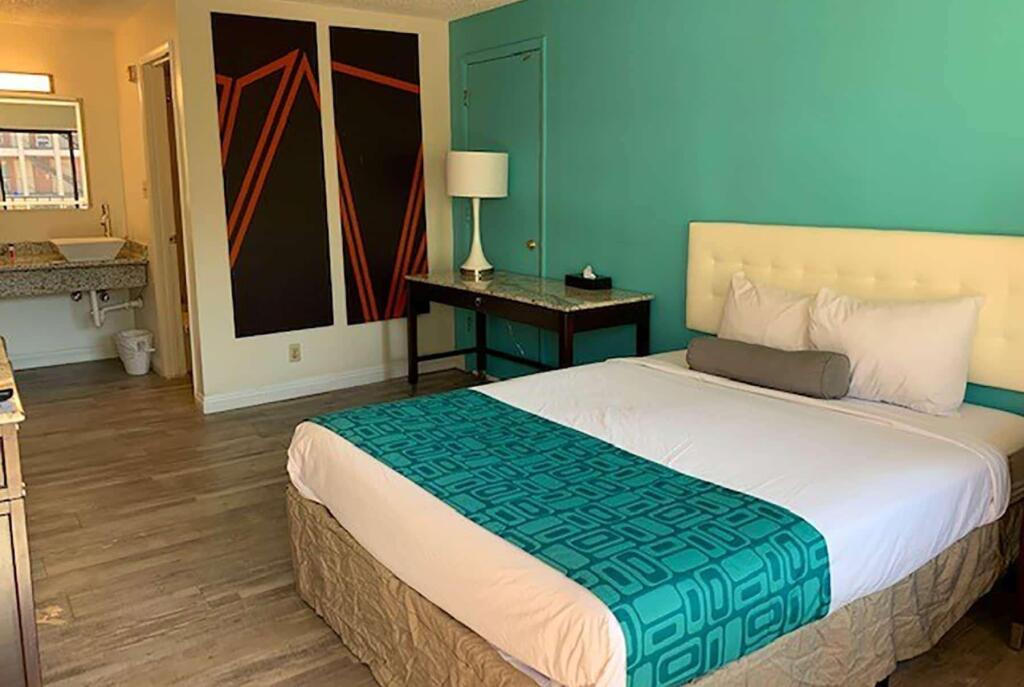hotel image 10
