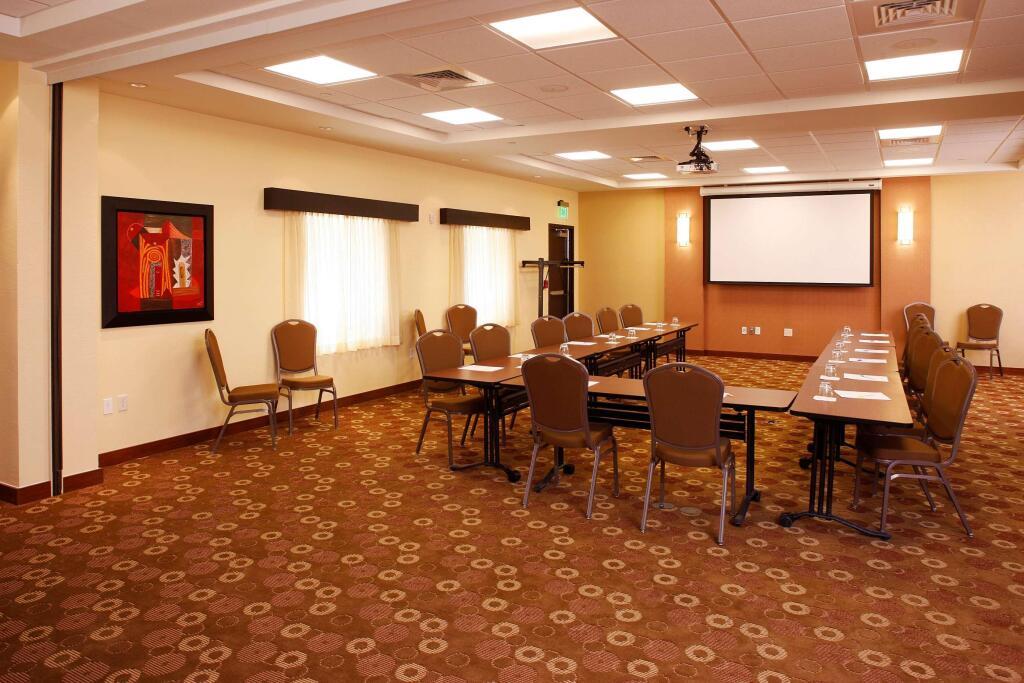 hotel image 10