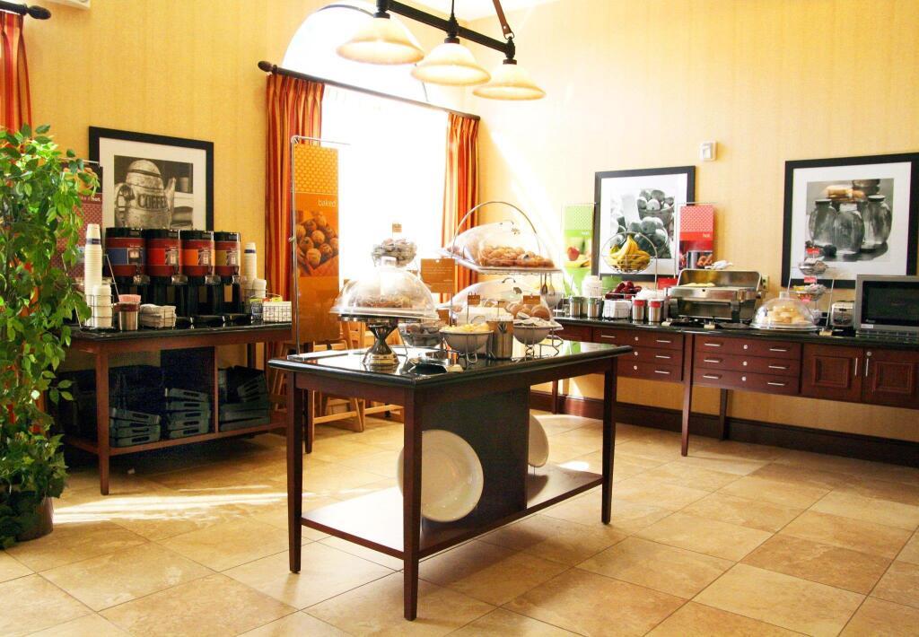 hotel image 10