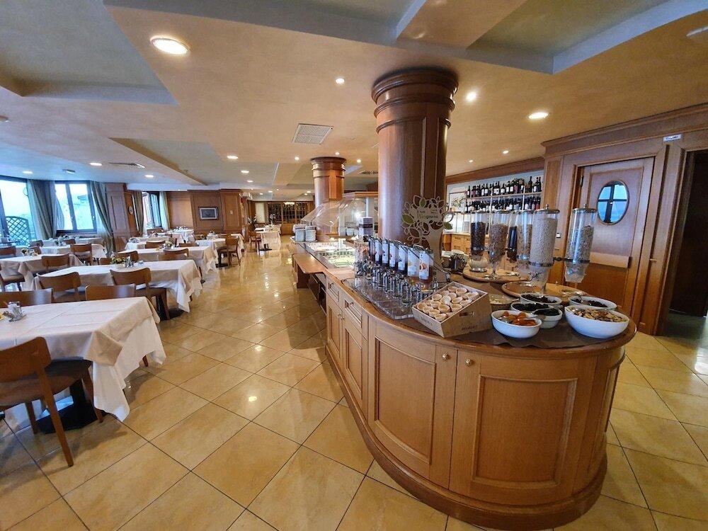 hotel image 16