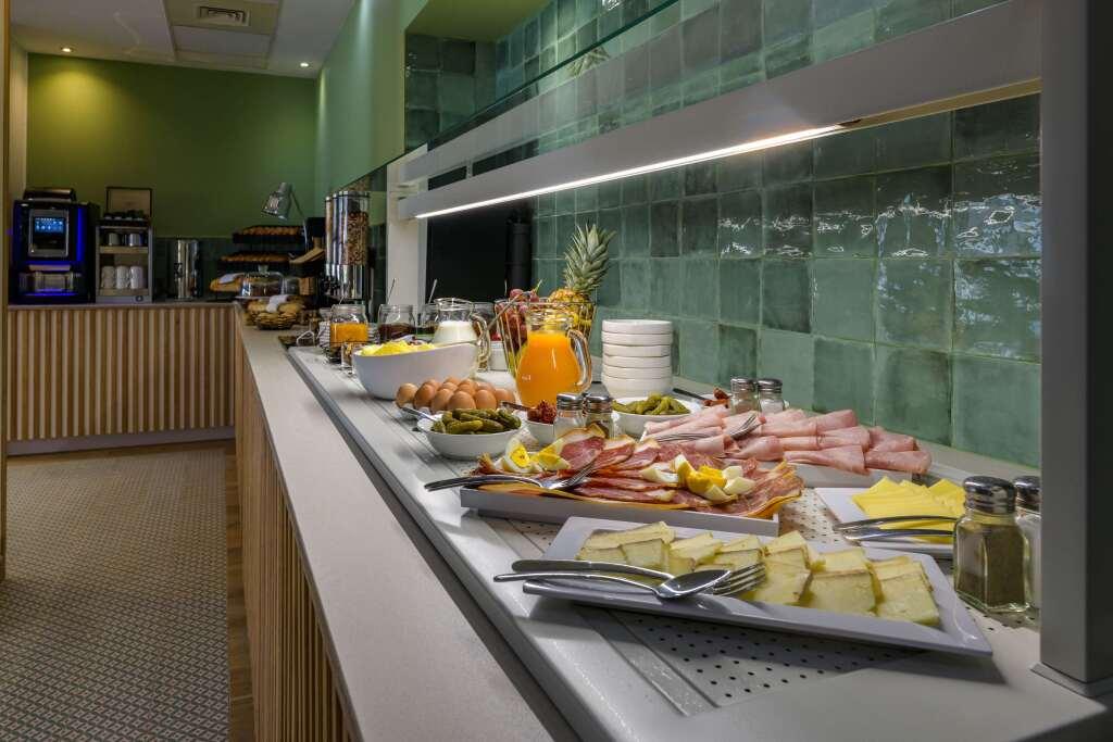 hotel image 11