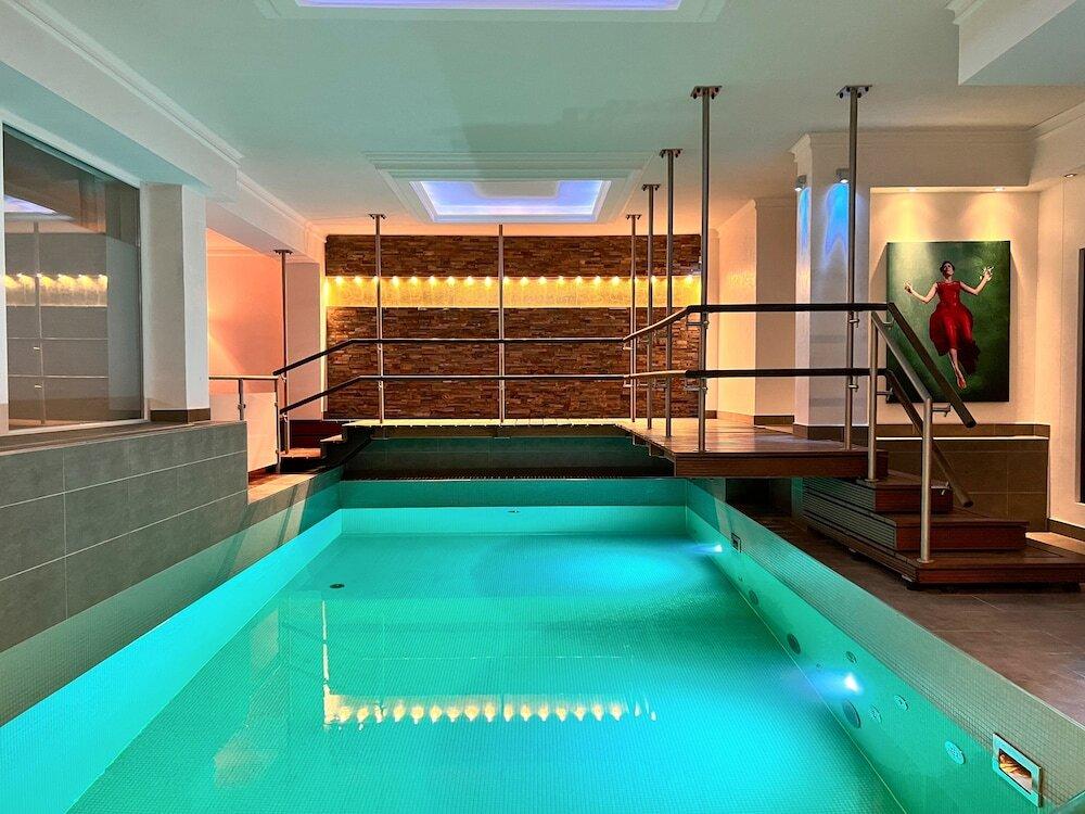 hotel image 8