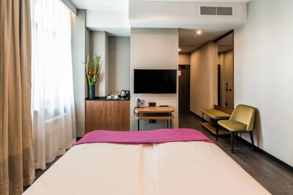 hotel image 8