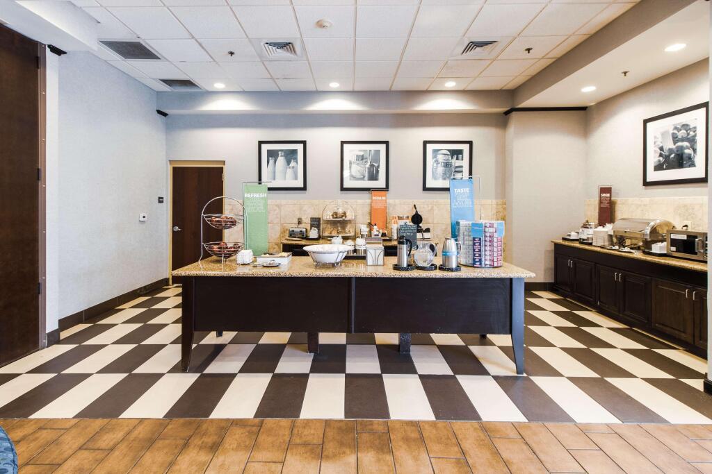 hotel image 12
