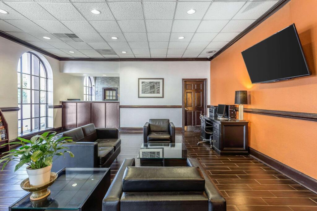 hotel image 9