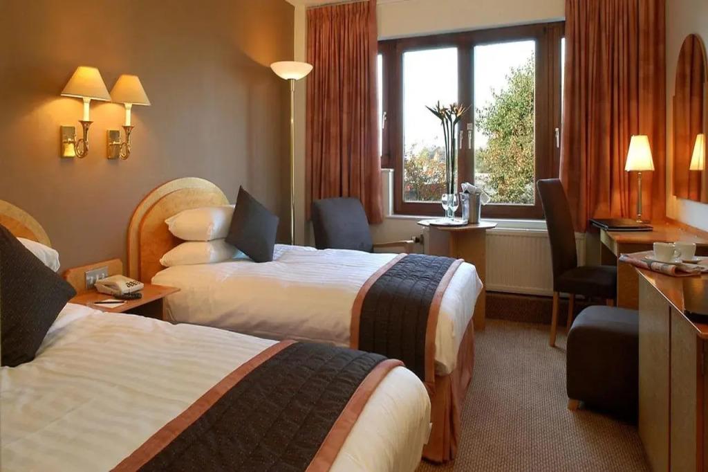 hotel image 13
