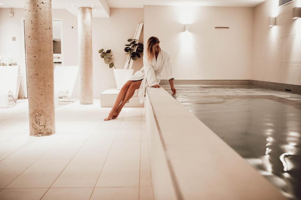 hotel image 12