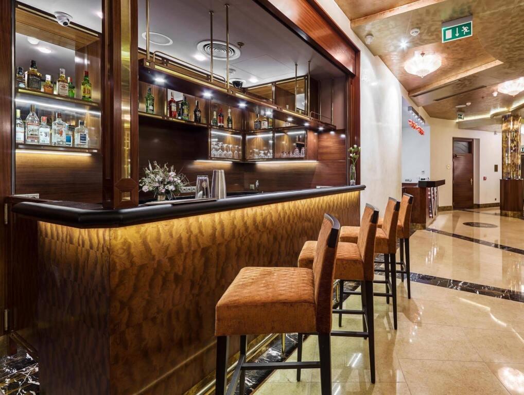 hotel image 16