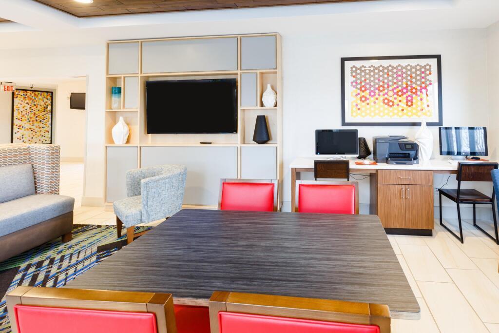 hotel image 10