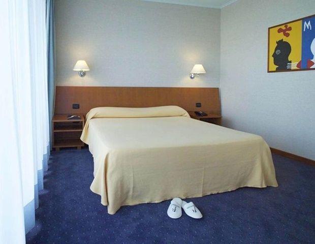 hotel image 16