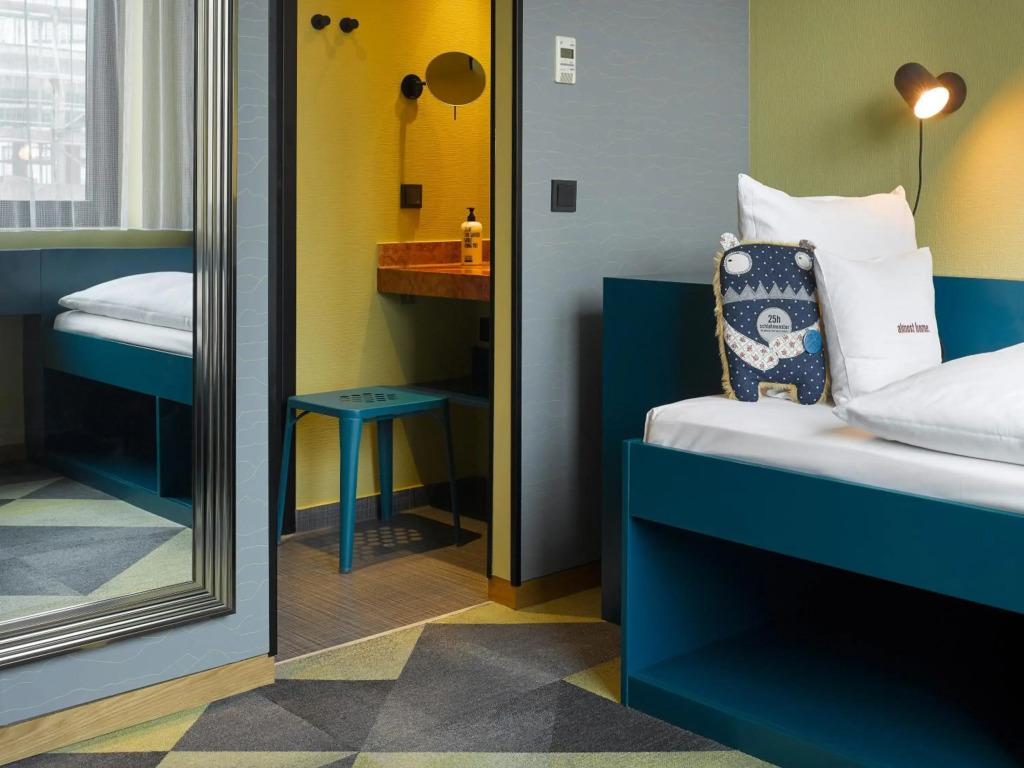 hotel image 12