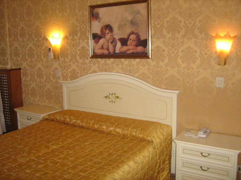 hotel image 12