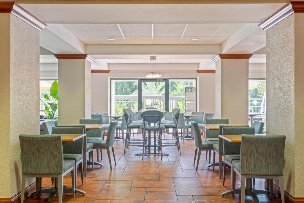 hotel image 13