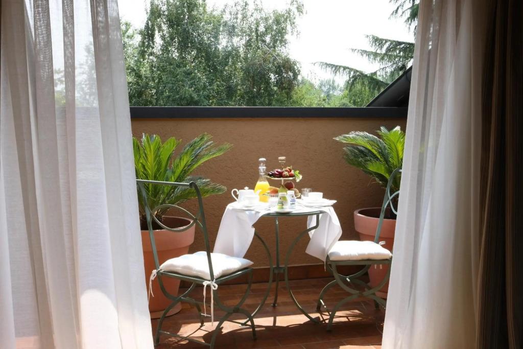 hotel image 12