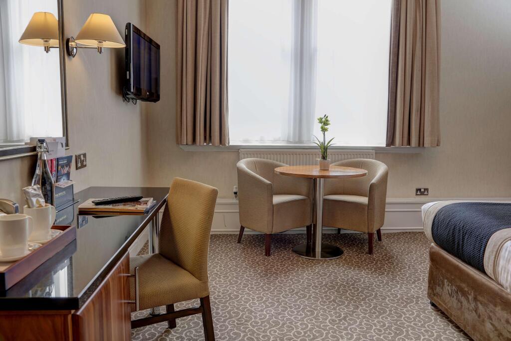 hotel image 5