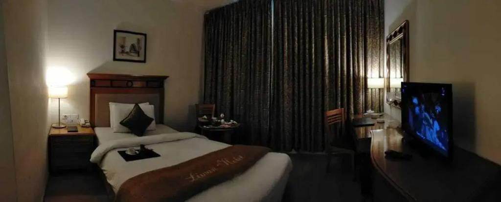 hotel image 12