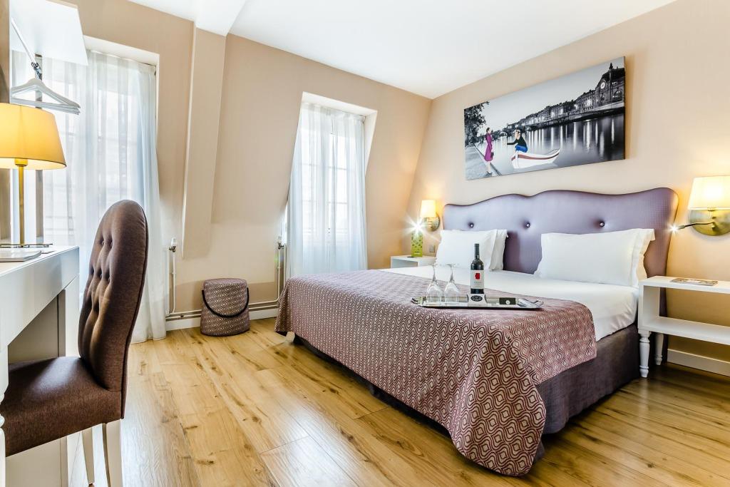 hotel image 12