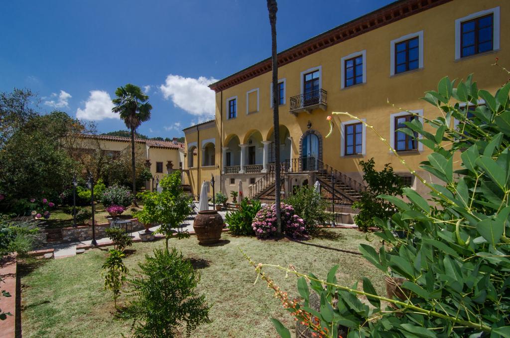 hotel image 12