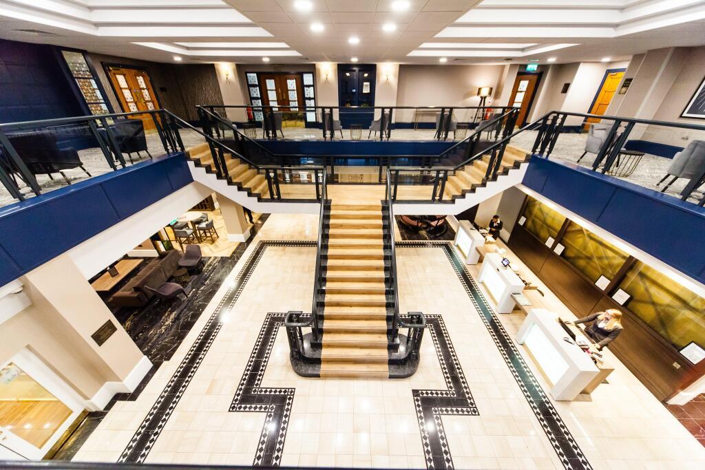 hotel image 10