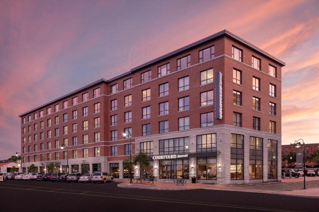 hotel image 10