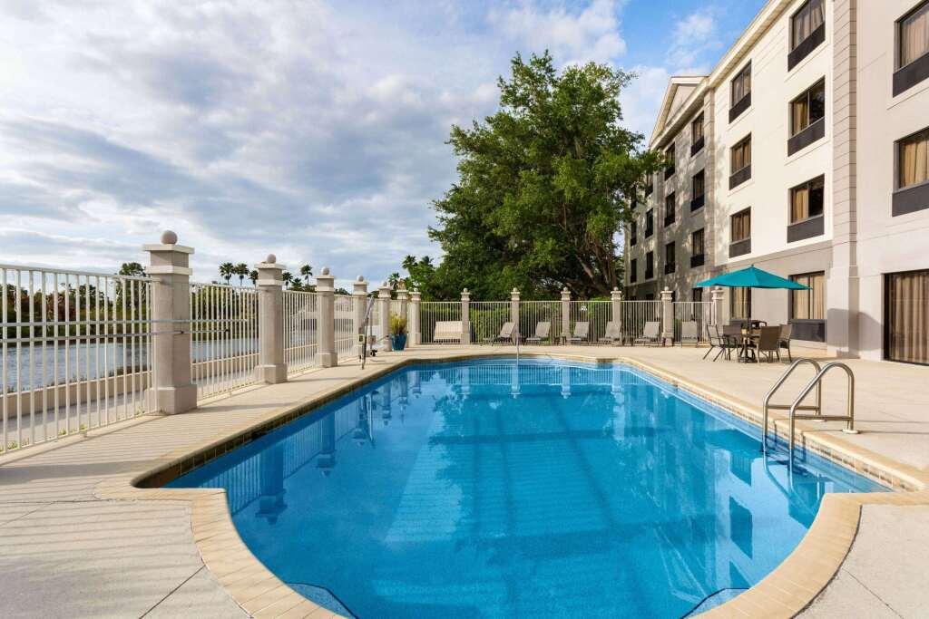 hotel image 16